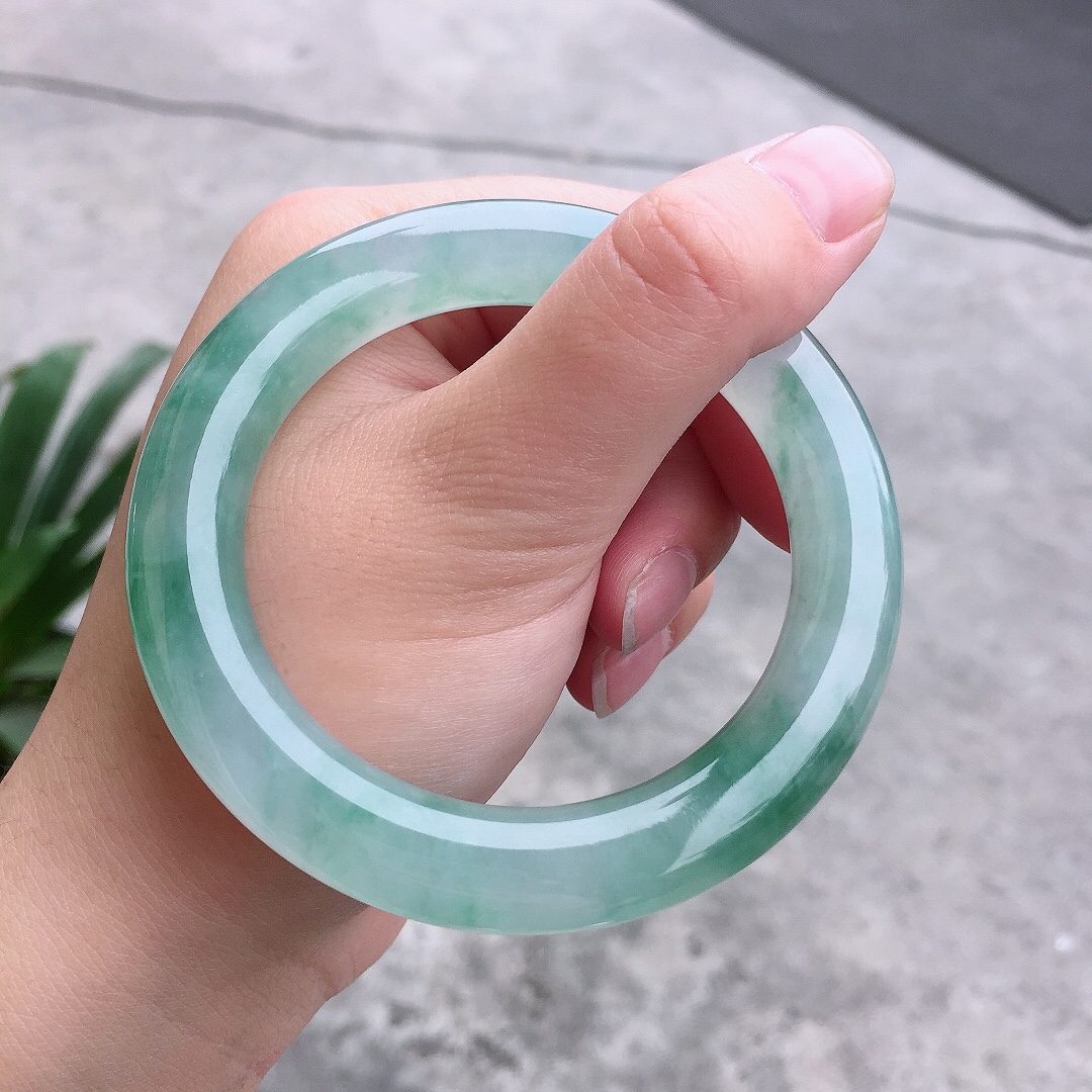 老坑冰飘绿53.9圆条(图5)