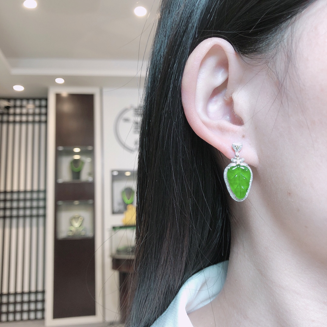 满绿叶子耳坠(图6) 满绿叶子耳坠(图6)