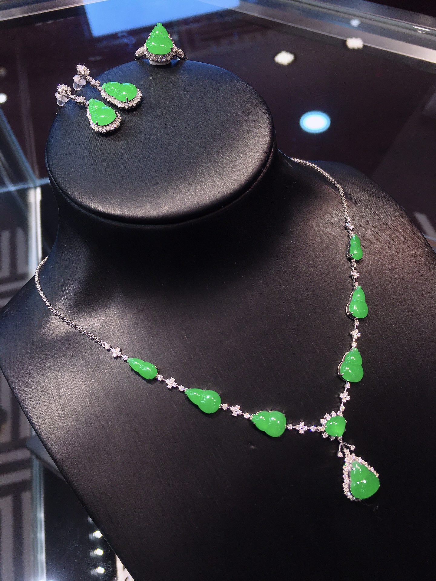 阳绿葫芦套装(图1) 阳绿葫芦套装(图1)